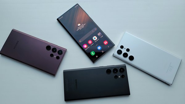 Quels réglages de sécurité activer sur un Samsung Galaxy S21 pour éviter les accès non autorisés?